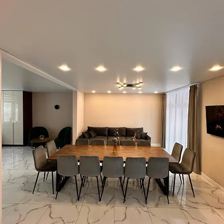 Apartment Park House